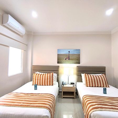 Hotel Neiva Plaza Extérieur photo