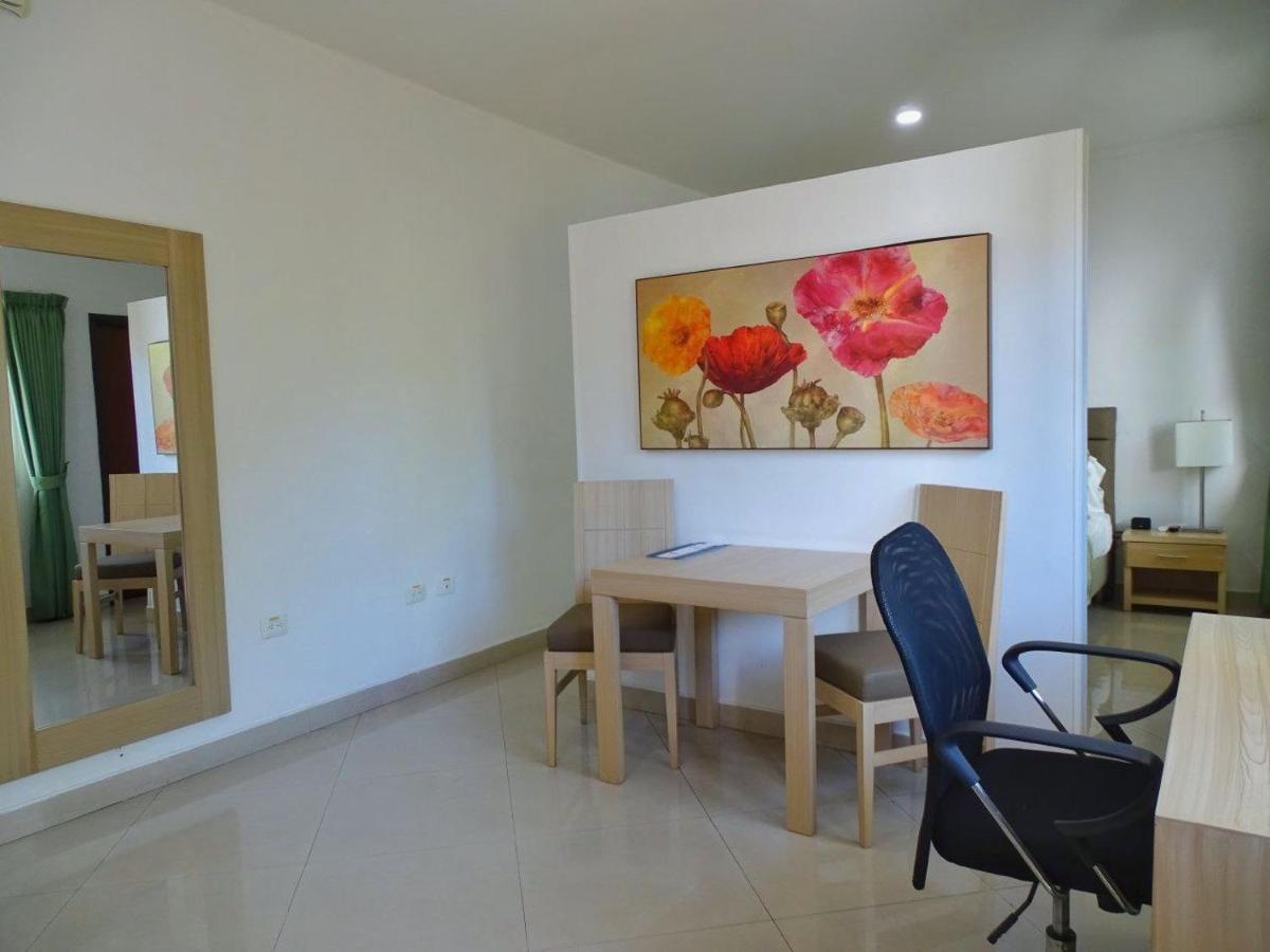 Hotel Neiva Plaza Extérieur photo