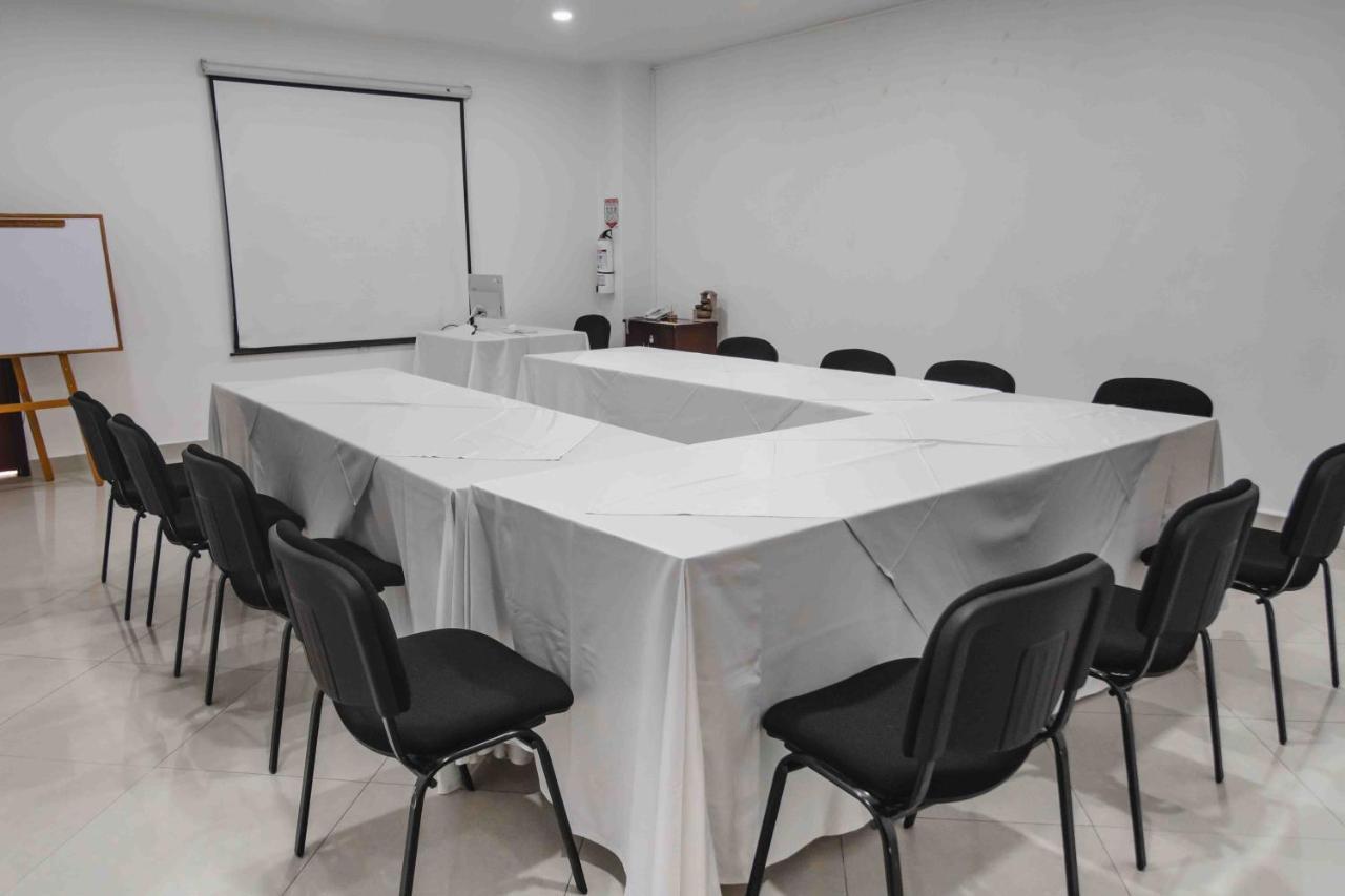 Hotel Neiva Plaza Extérieur photo
