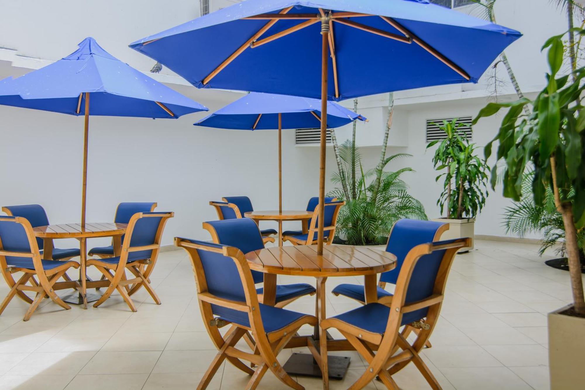 Hotel Neiva Plaza Extérieur photo