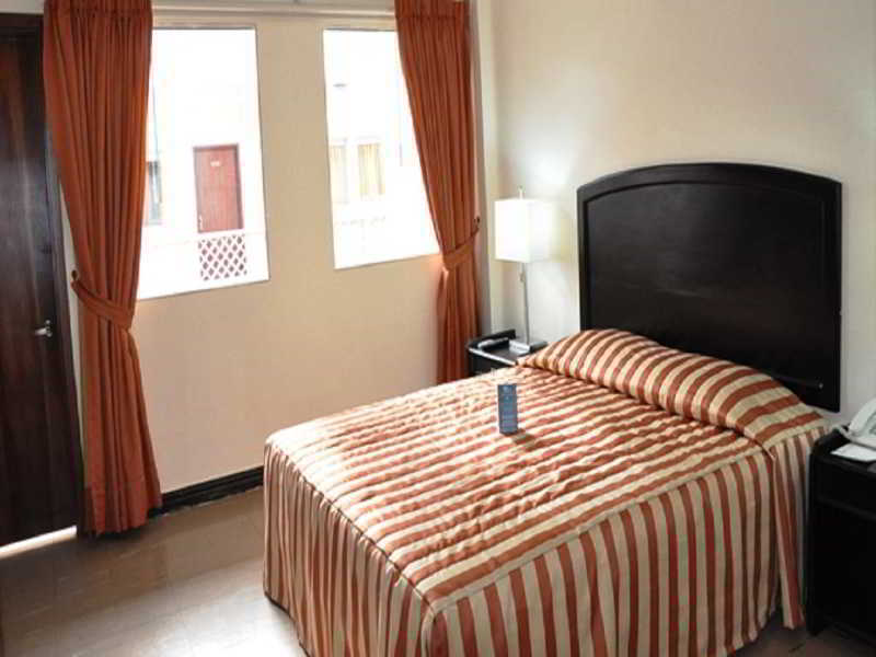 Hotel Neiva Plaza Extérieur photo